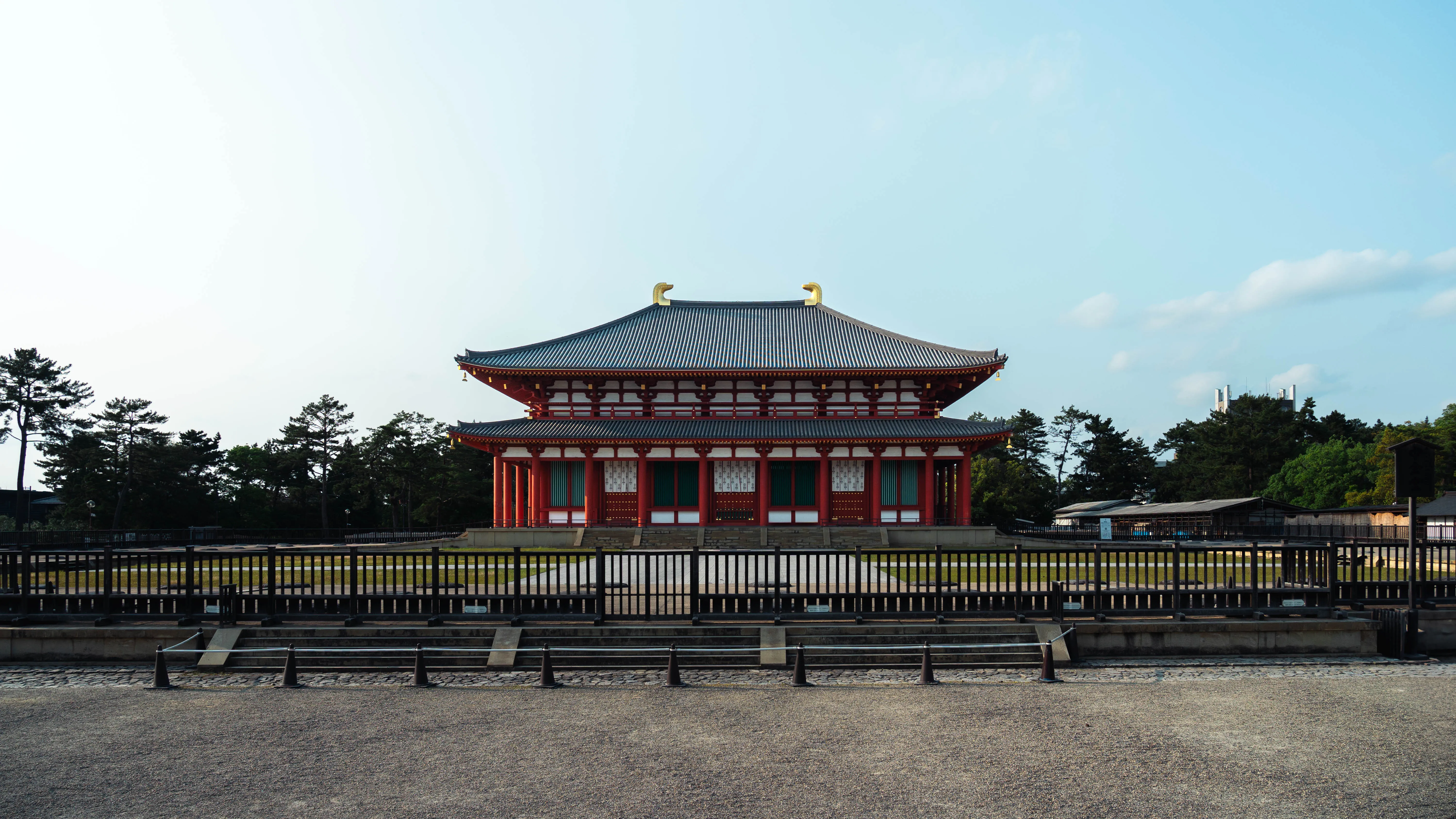 興福寺の横写真